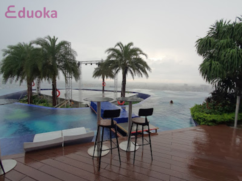 Dịch Vụ Tại Hồ Bơi La Vela Saigon Hotel