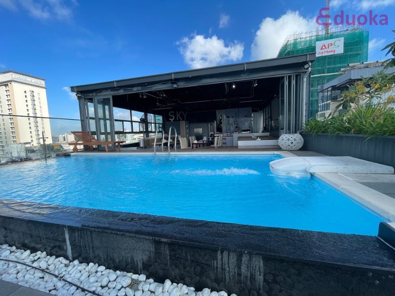 Dịch vụ Tại Hồ Bơi Sky Gem Hotel
