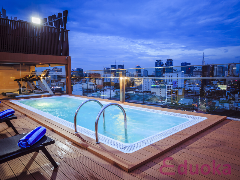 Giới Thiệu Chung Về Hồ Bơi Winsuites Saigon Hotel
