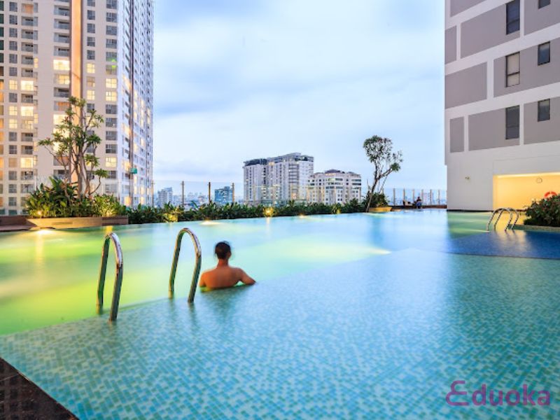 Đánh giá của khách hàng về hồ bơi Lucky Sun Apartment