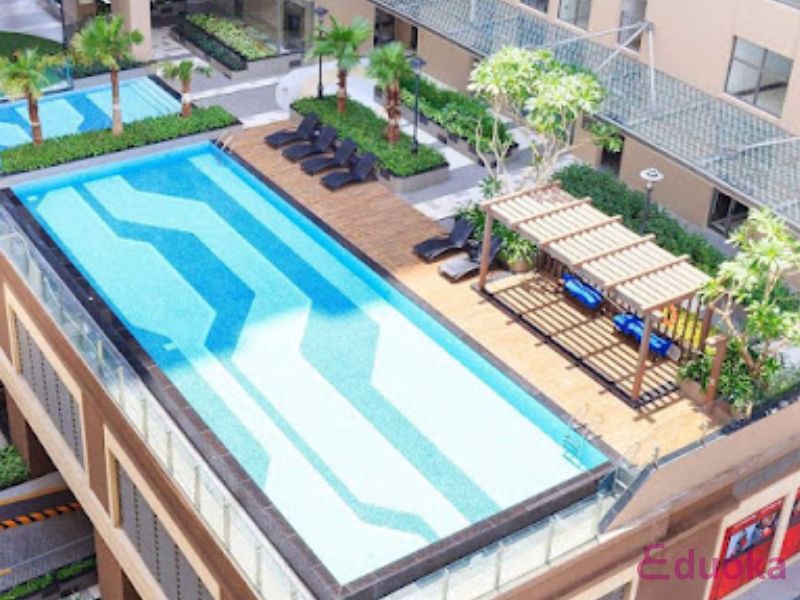 Review về Bể Bơi Saigon Royal Apartments