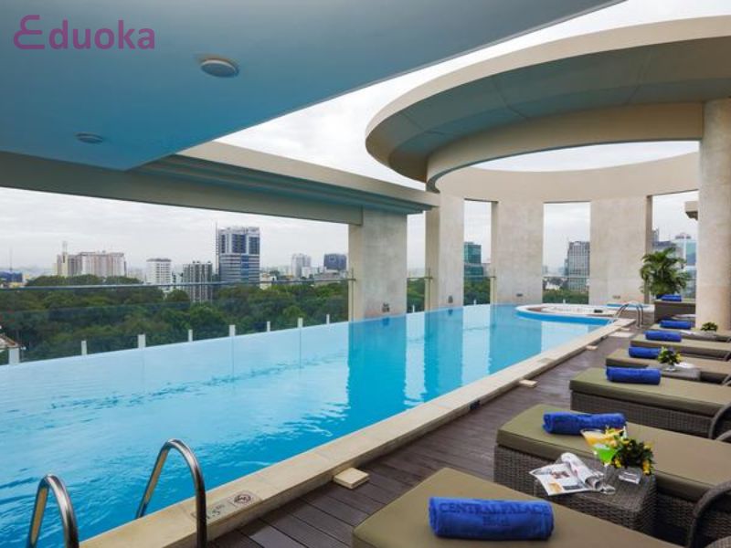 Giới Thiệu Chung Về Bể Bơi Khách sạn Palace Sài Gòn