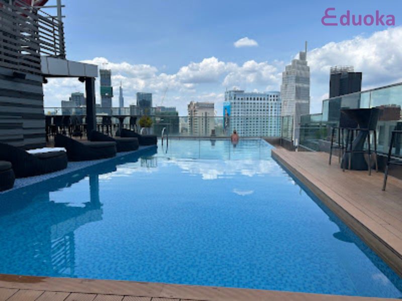 Dịch Vụ tại Bể Bơi Khách Sạn Liberty Central Sài Gòn CityPoint