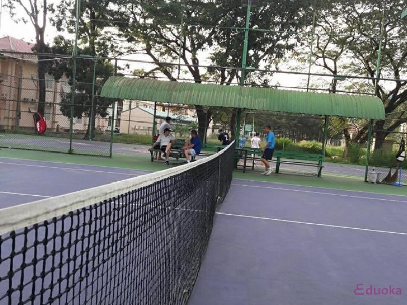 Dịch Vụ Tại Sân Tennis Trung Sơn Quận 12
