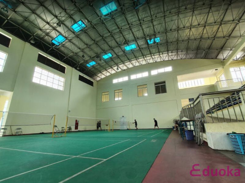 Dịch vụ tại Tennis Tuyển Sport