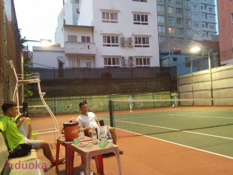 Các dịch vụ nổi tại Sân Tennis 41 BIS