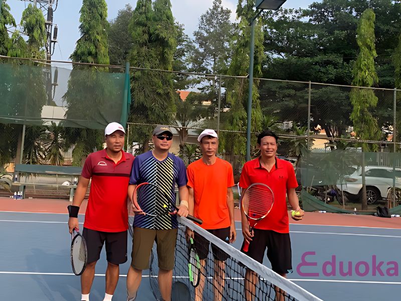 Tiện ích Tại Sân Tennis Tư Hồng