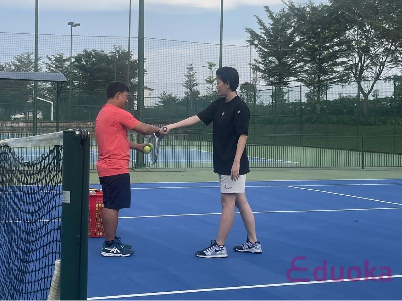 Dịch Vụ Tại Sân Tennis Trung Tâm TDTT Quận Bình Thạnh