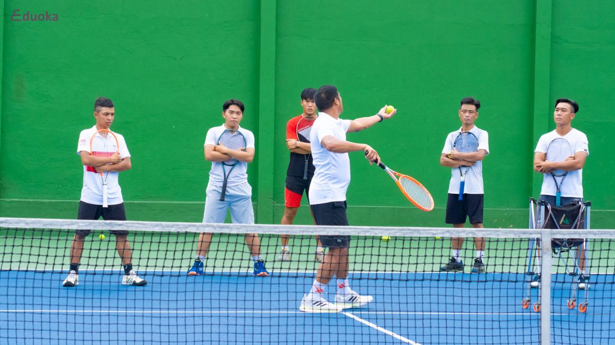 Lớp dạy tennis phường Bến Thành, kèm 1-1 chuyên sâu