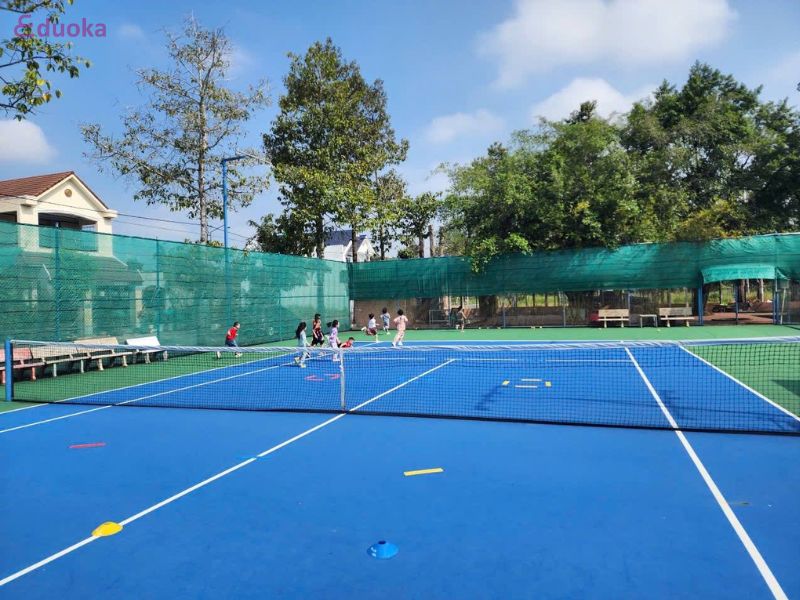 Sân tennis Thới An