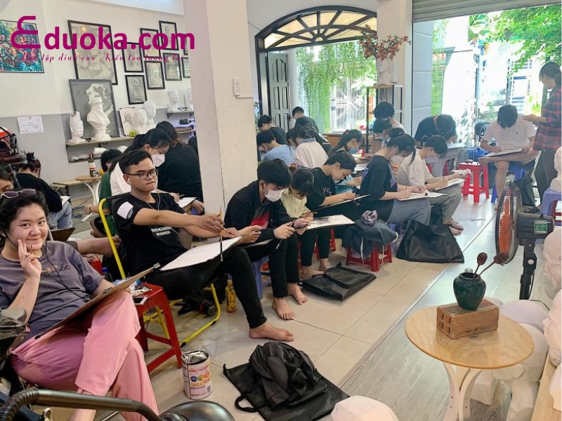 Luyện thi Kiến Trúc - Mỹ thuật Bình Giã