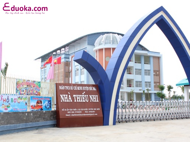 Nhà Thiếu nhi huyện Hóc Môn: Lớp học vẽ
