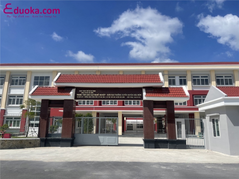 Trung tâm văn hóa - thể thao Hóc Môn