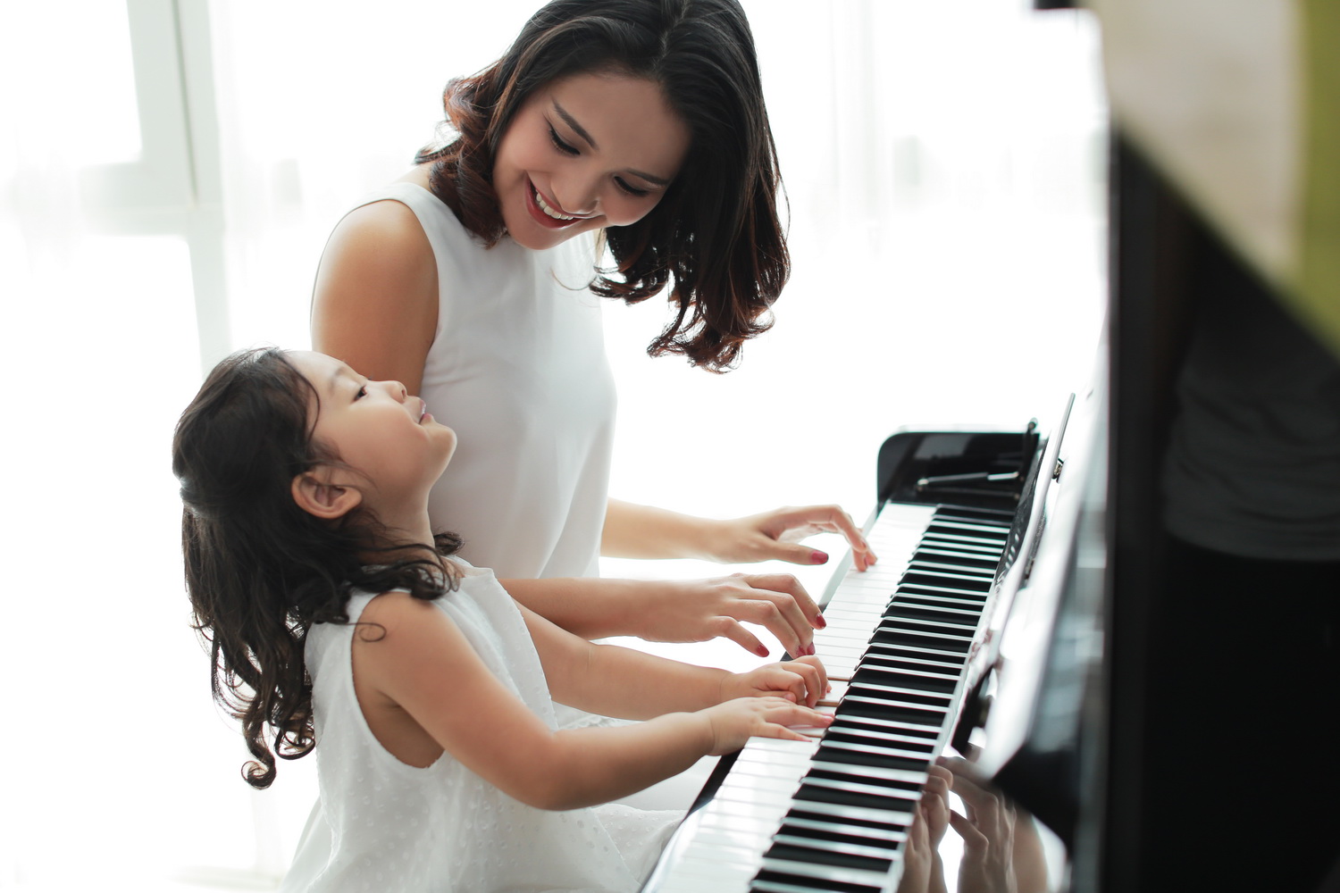 KHOÁ HỌC PIANO