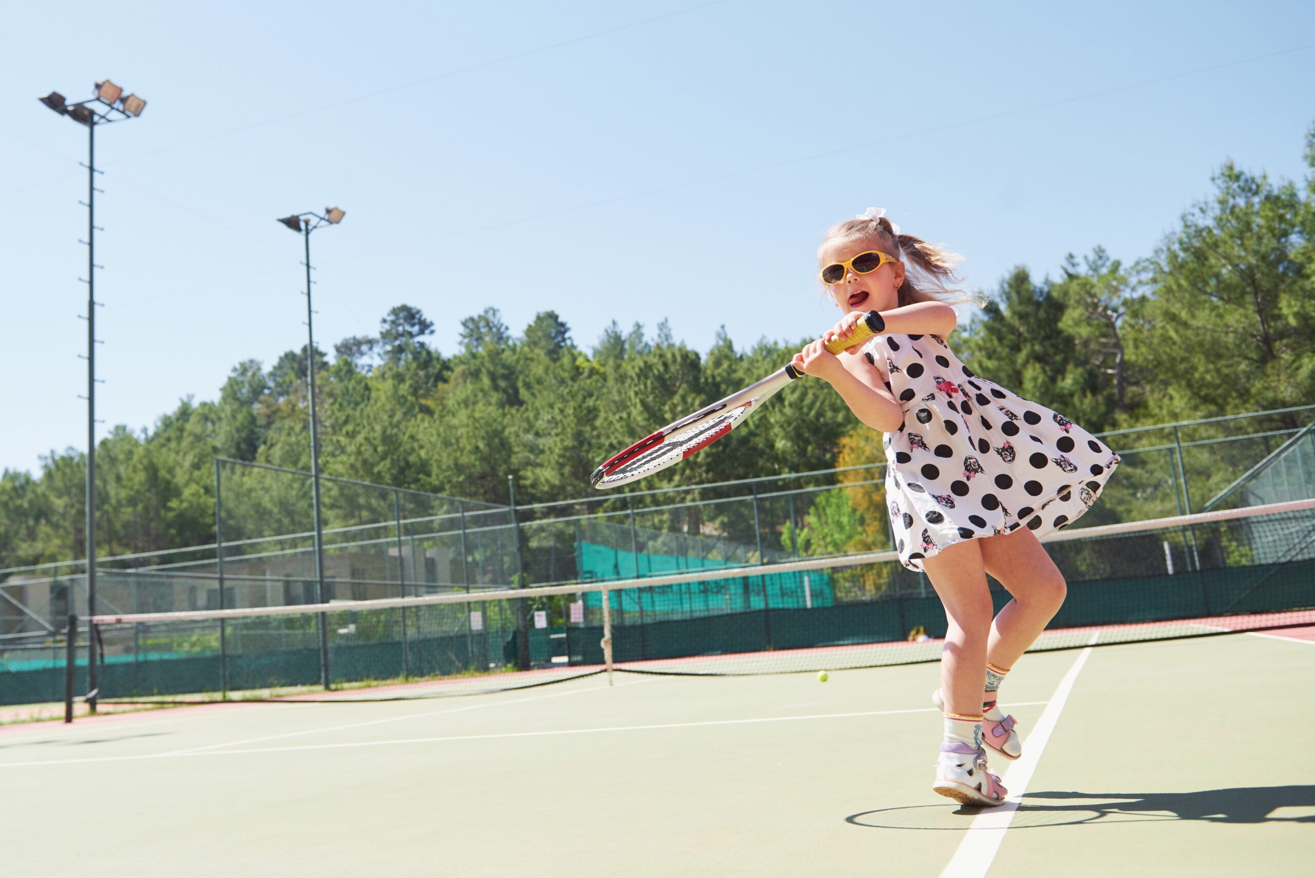 Học Tennis Trẻ Em