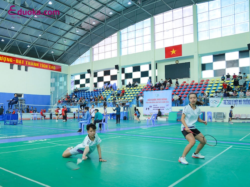 Trung Tâm Cầu Lông Hoàng Quân Quận 1