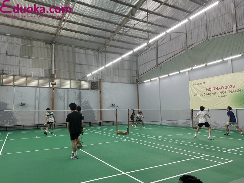 Sân cầu lông Đại học Gia Định Quận 10