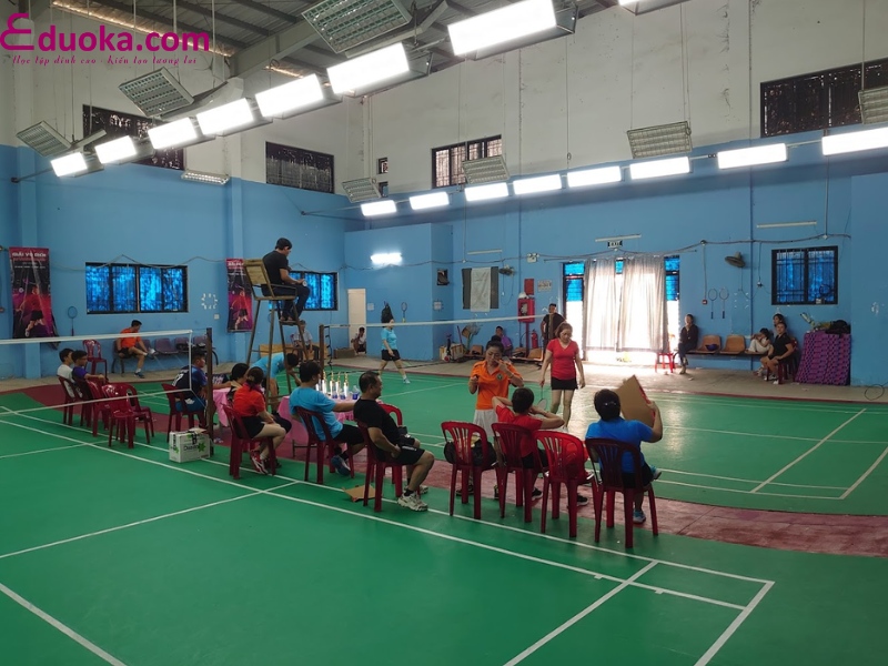 Sân Cầu Lông Tân Kiên