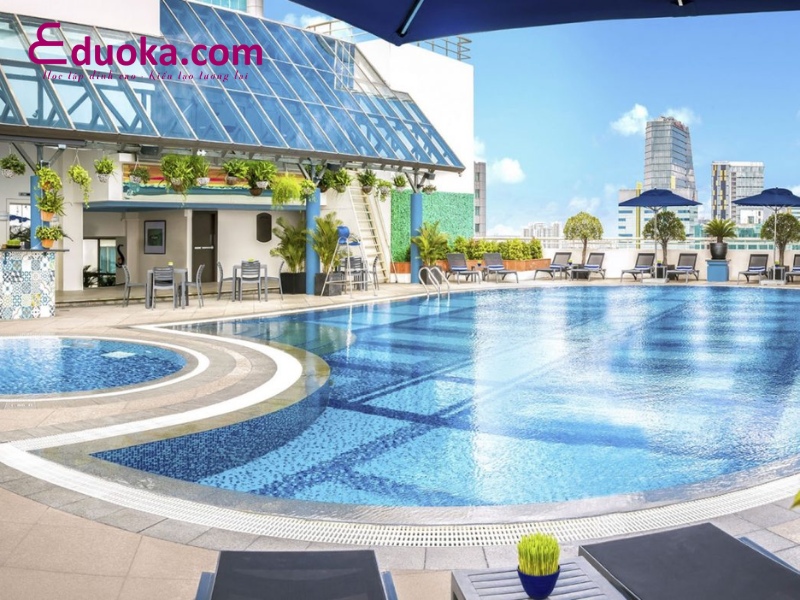 Hồ Bơi Khách Sạn Sofitel Plaza