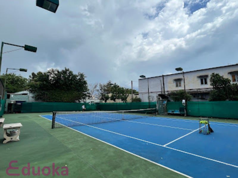 Dịch vụ thuê tại CLB sân tennis 99