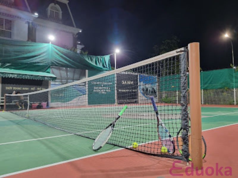 Review về sân tennis Bắc Rạch Chiếc