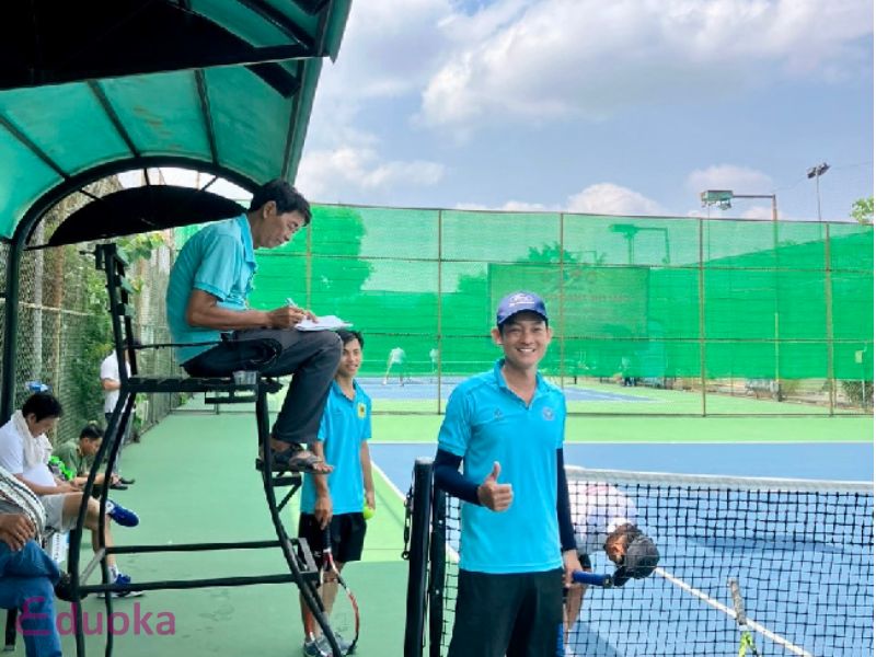Lợi ích toàn diện khi chơi tennis tại sân tennis TTVH H.Bình Chánh
