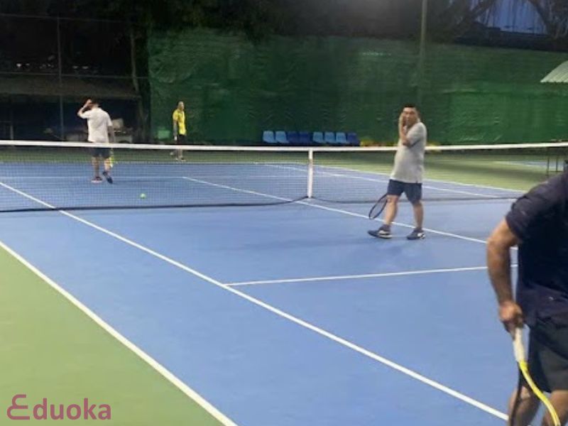 Dịch vụ tại Sân Tennis Củ Cải