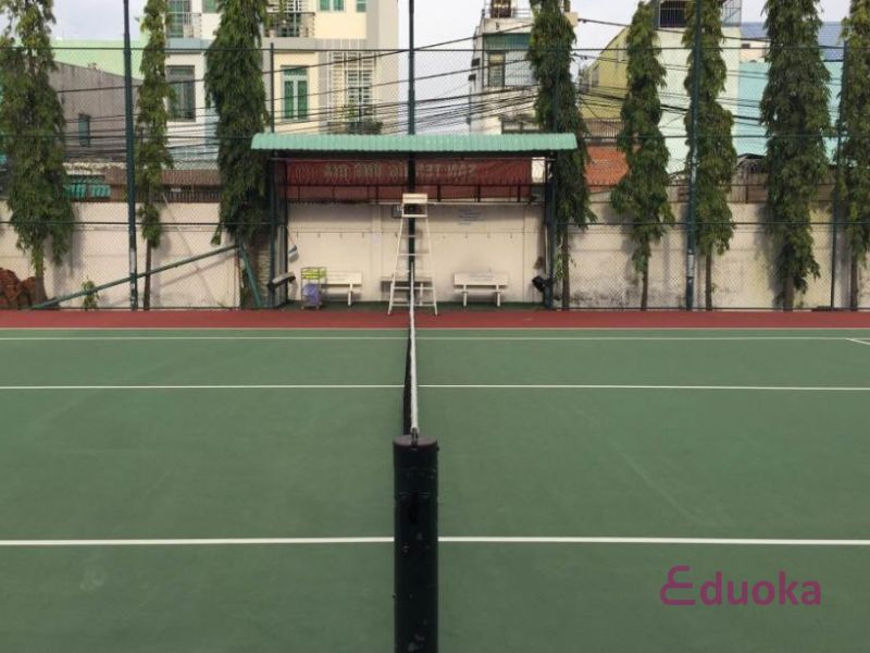 Tổng quan về sân tennis Ông Già