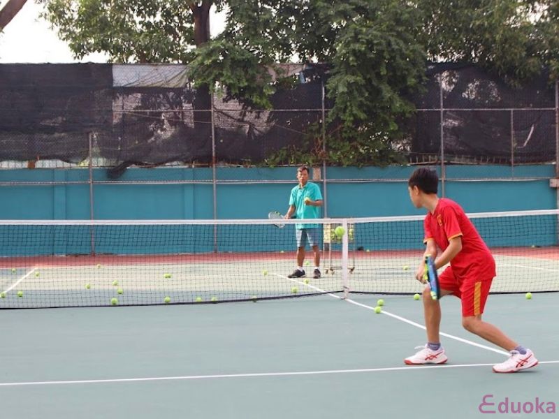 Tiện Ích Tại Sân Tennis 367