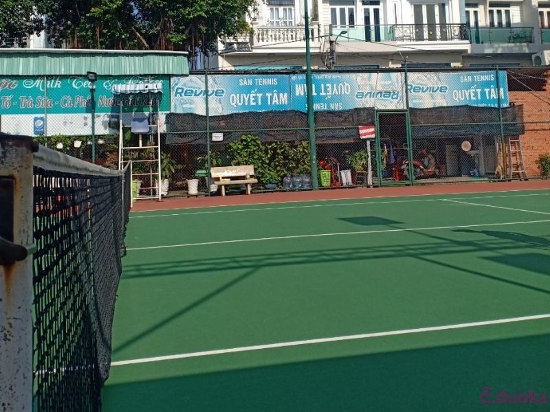 Sân Tennis Quyết Tâm
