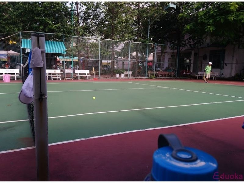 Sân Tennis Bồ Câu Trắng