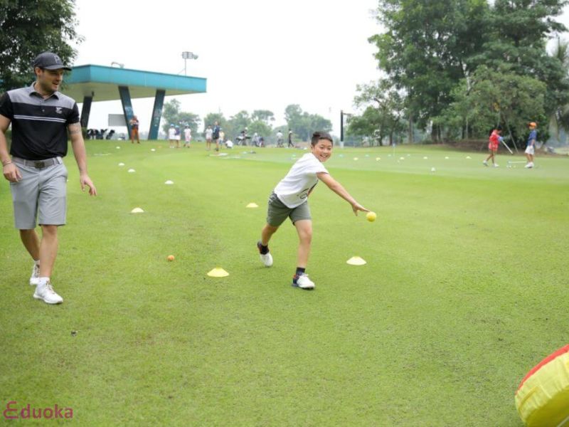 Chi phí dụng cụ golf