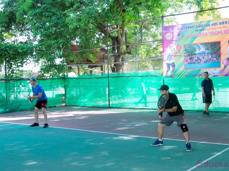 Trung tâm dạy đánh Tennis Sài Gòn